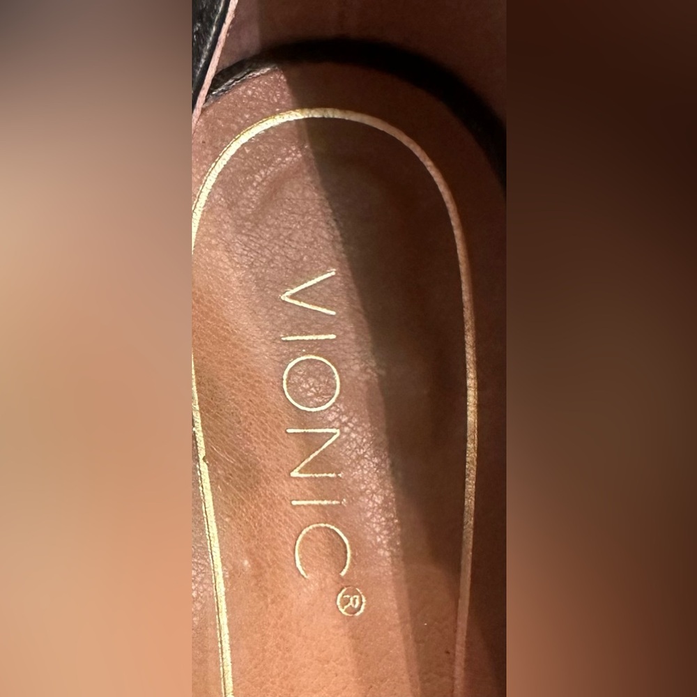 VIONIC heels - Picture 7 of 11
